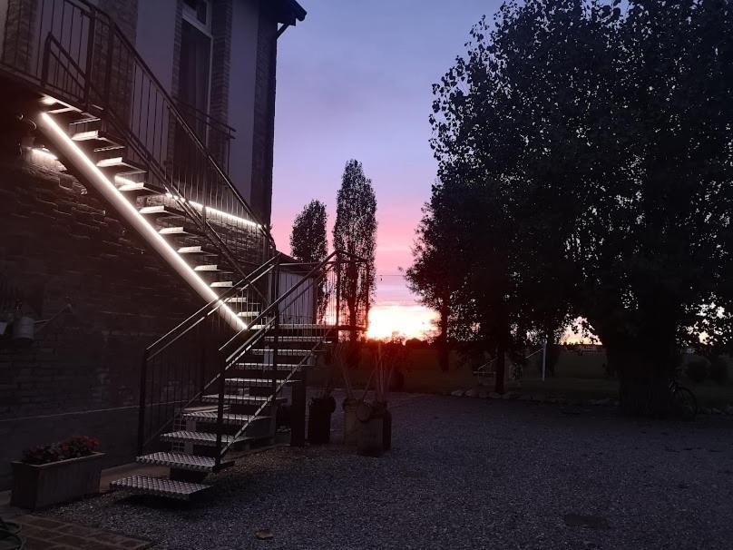 Hotel Tlcafe Hospitality San Secondo Parmense Exterior foto